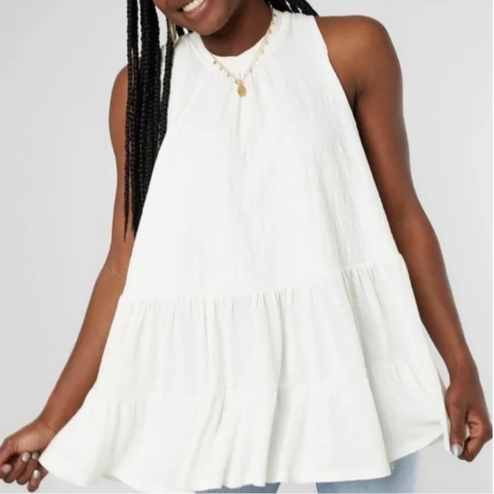 ❤️4 for $28 worn once free people tiered tank